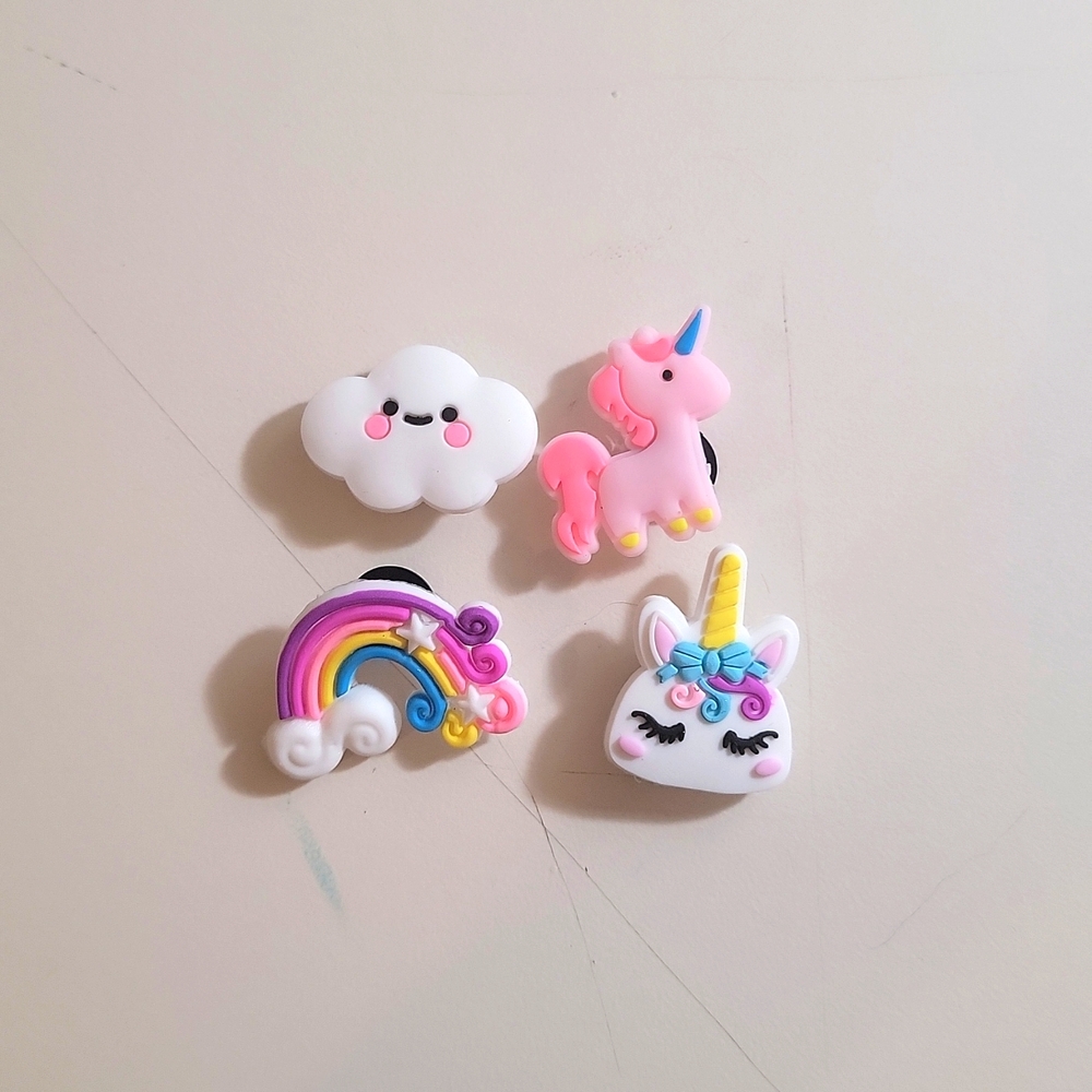Croc charms